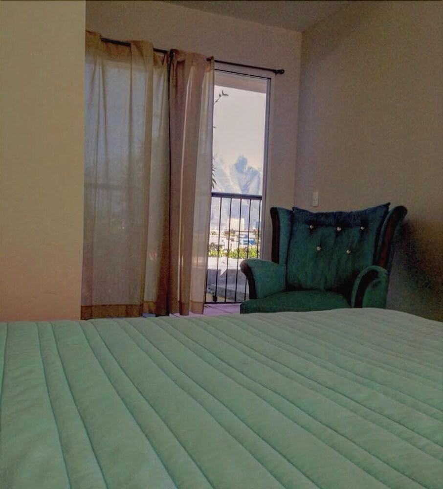 La Casa Del Barrio Hotel มอนแตร์เรย์ ภายนอก รูปภาพ